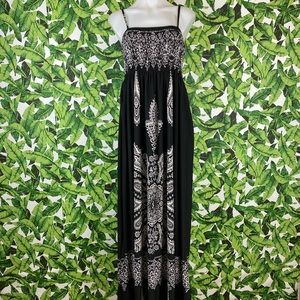 5 for $25 Índia Boutique Black Pattern Maxi Dress
